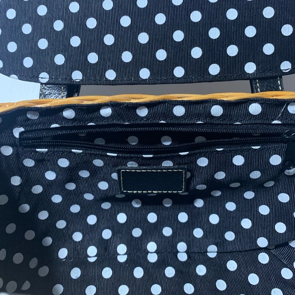 Small Rattan Wicker Purse - Picture 4 of 7